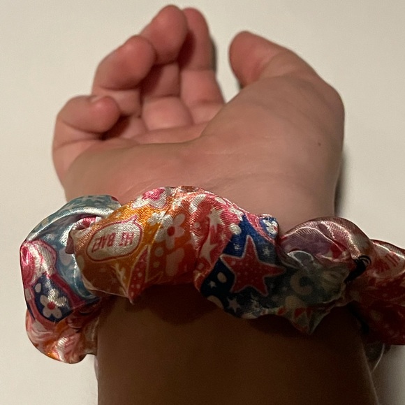 LOL surprise  scrunchie set - Picture 3 of 5